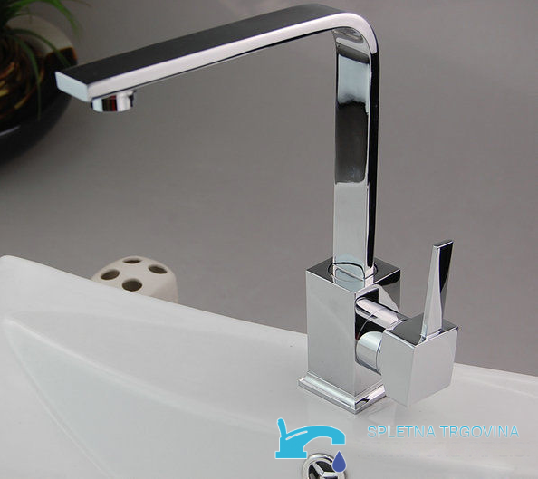 Rubinetto per lavabo EYN0113 da piano con bocca girevole e finitura cromata