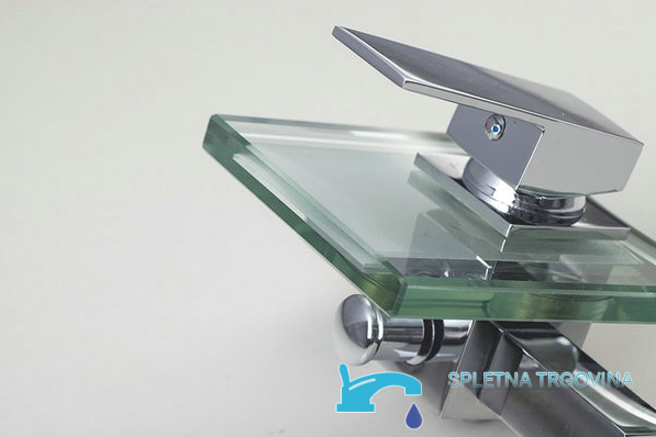 Miscelatore per vasca a parete EYN SK9024 in vetro con cascata LED, in più finiture tra cui cromo e nero