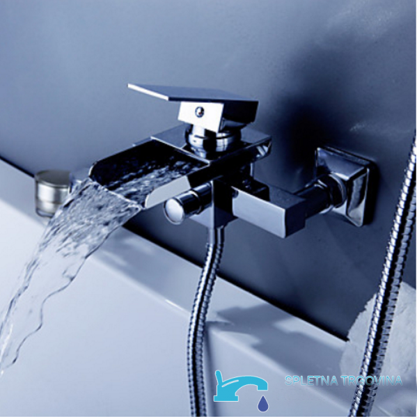 Rubinetto da bagno SK3542 con flusso a cascata per la vasca