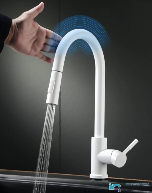Miscelatore da cucina EYN BS1333 con doccetta estraibile, sensore e bocca girevole, disponibile in più finiture