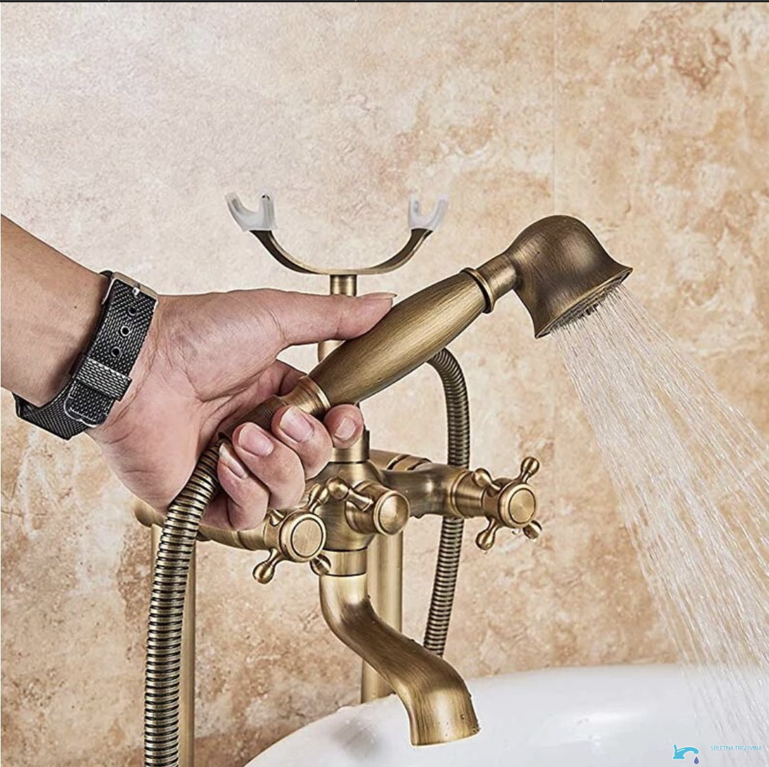Handbrause der freistehenden Badewannenarmatur AQF2016 mit Wasserstrahl