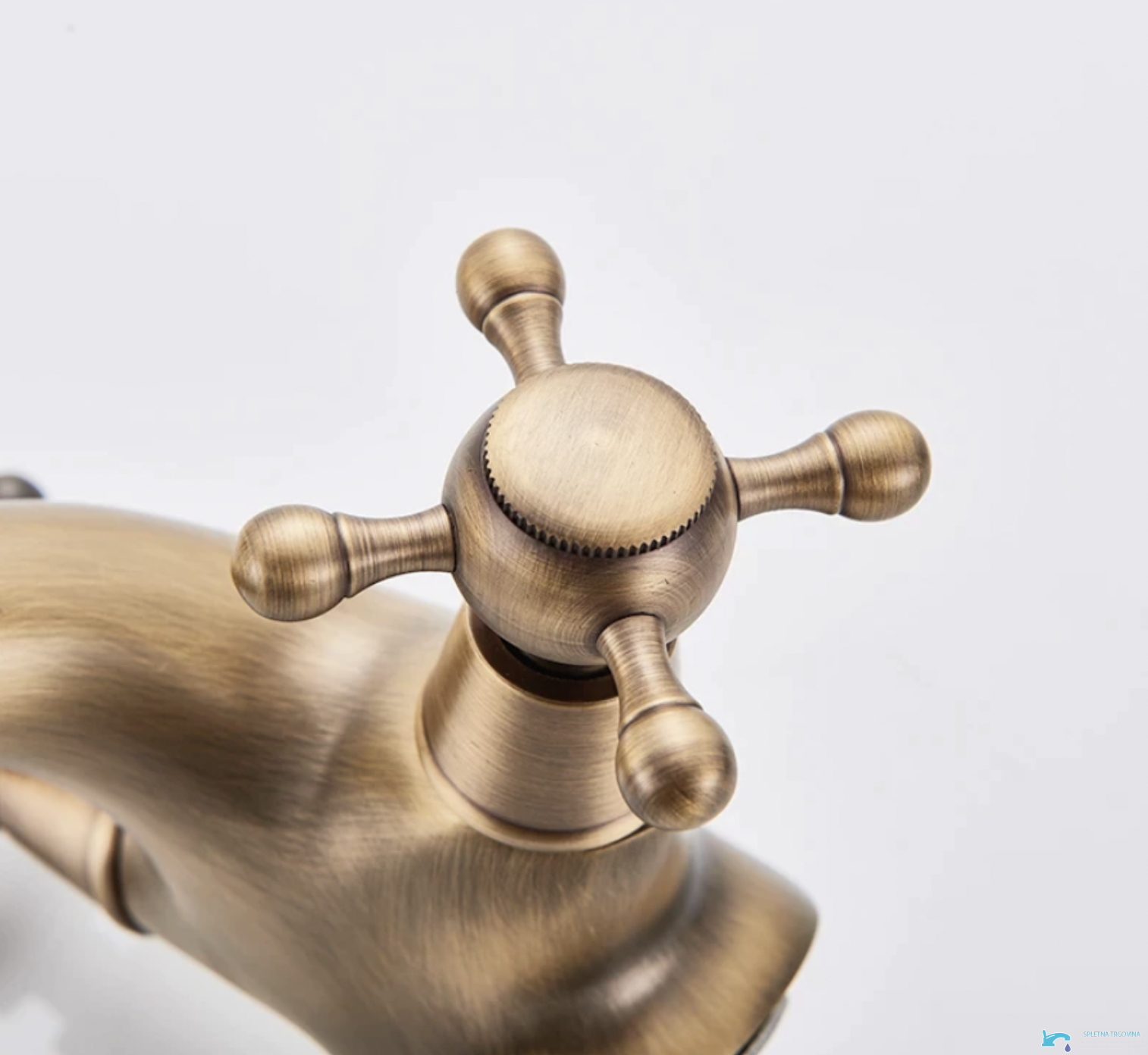 Rubinetto per bidet EYN AQB1144 in bronzo antico con bocca girevole