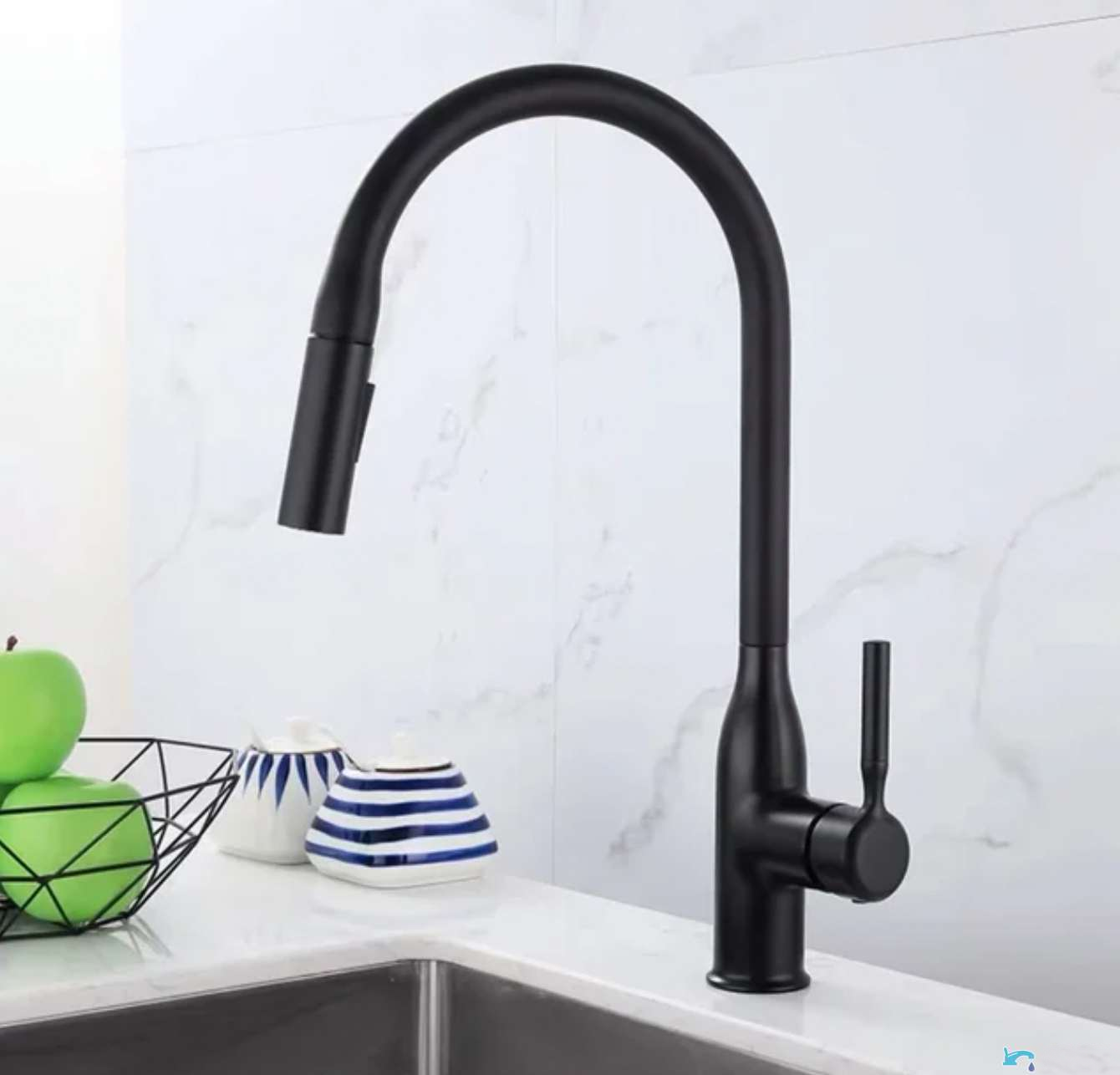 Rubinetto da cucina EYN KS15174 da piano con doccetta estraibile multigetto, bocca girevole e più finiture