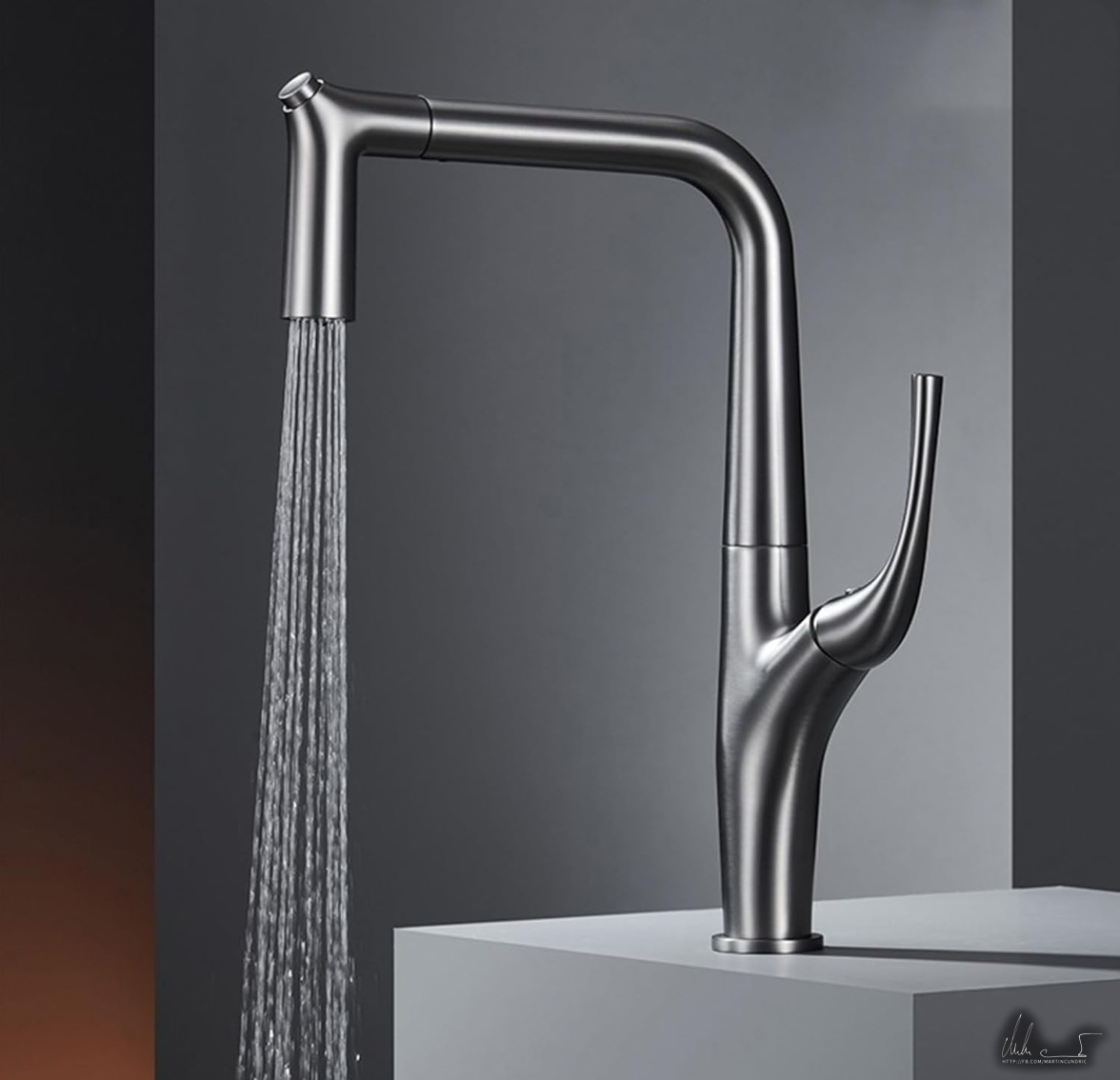 Moderne Küchenarmatur der neuen Generation ELITE EDITION KF1013 in gebürstetem Dunkelgrau