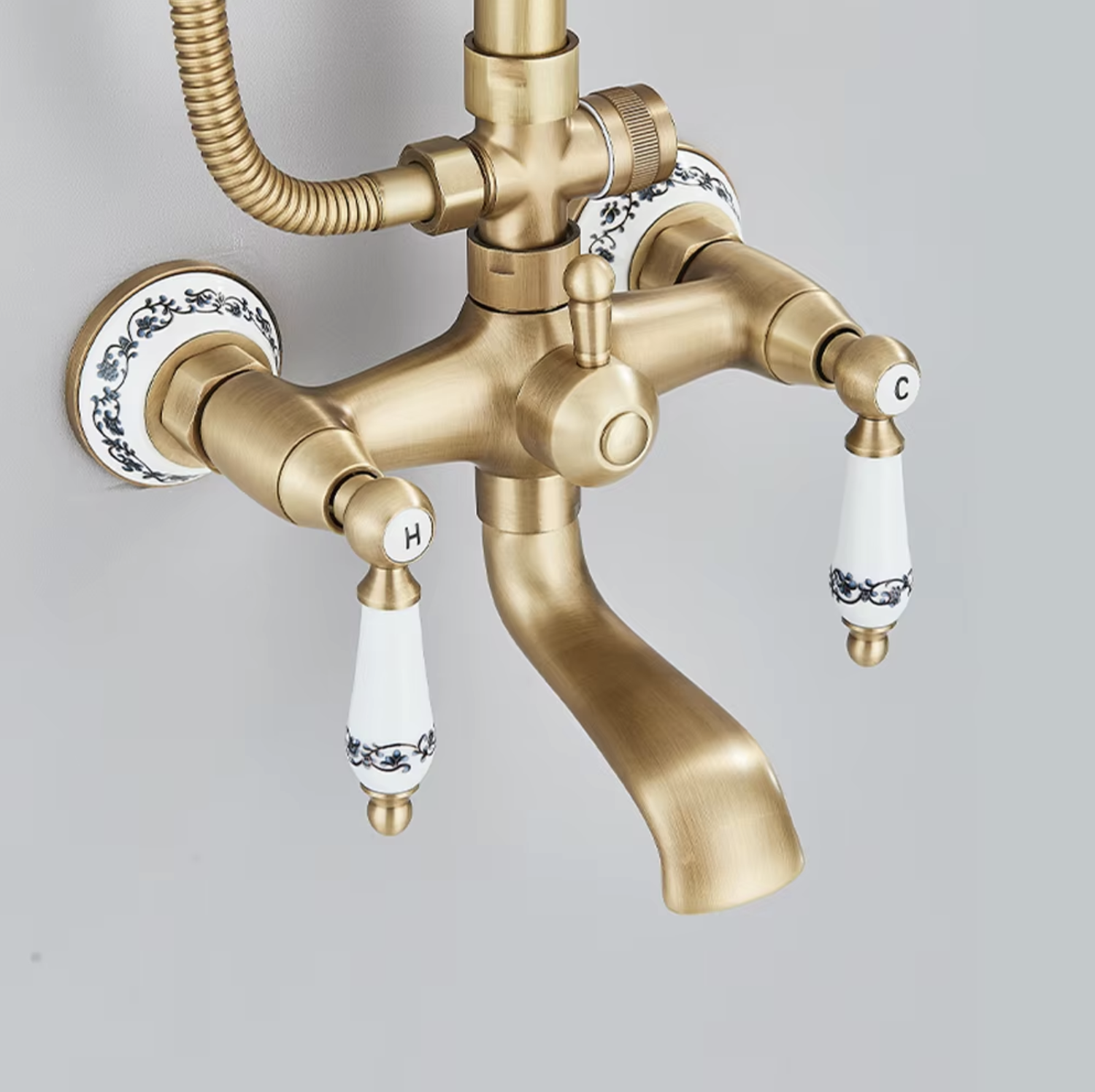 Miscelatore esterno BSE1241 con manopole in ceramica, deviatore e bocca per vasca