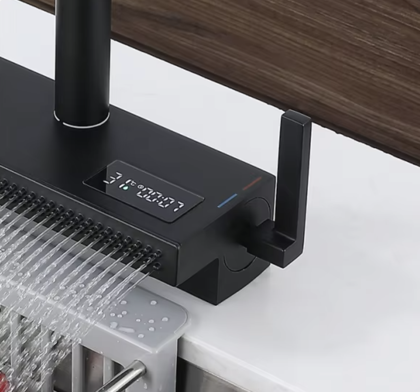 Display digitale LED e leva laterale del rubinetto da cucina ELITE EDITION KFS1442