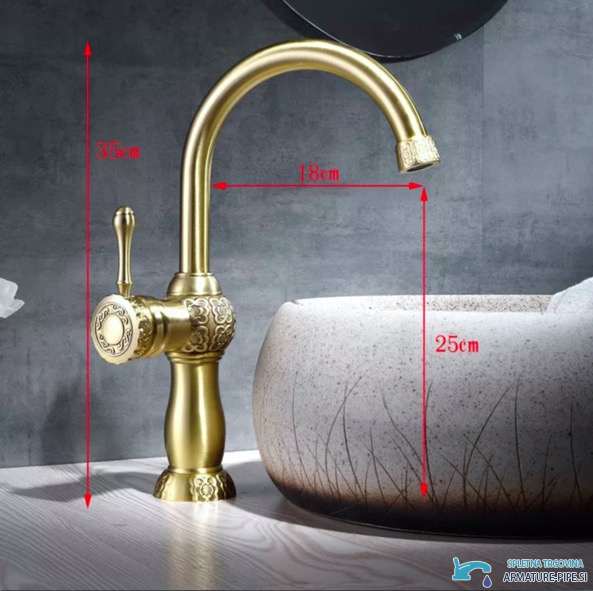 Rubinetto lavabo dorato BK3242 alto 35 cm con sporgenza della bocca di 18 cm