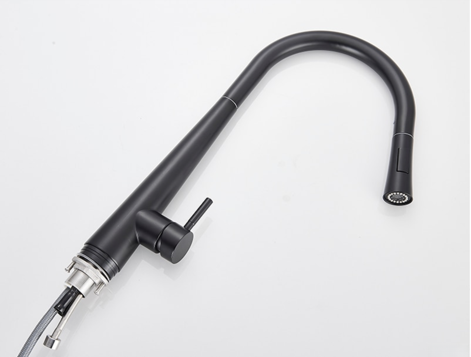 Rubinetto da cucina EYN con sensore touch e doccetta estraibile BS16111 in nero opaco