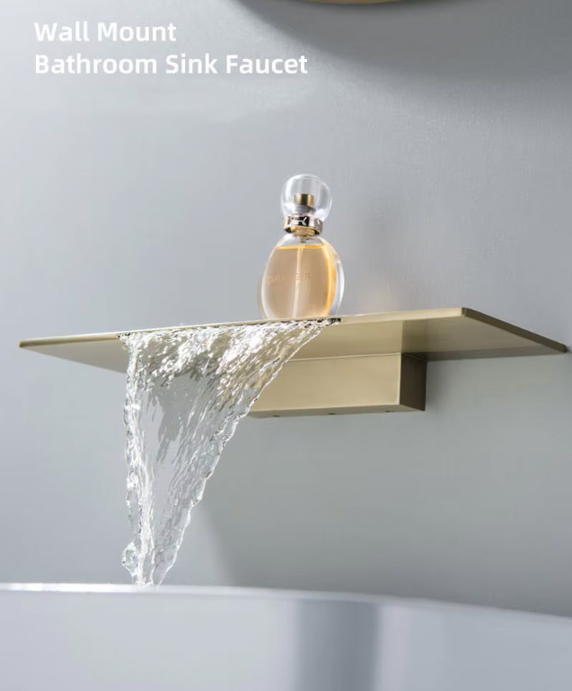 Specifiche del miscelatore BSW1722: ampia bocca a cascata e montaggio a parete