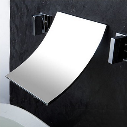 Ampio rubinetto da parete EYN 9122 con bocca curva cromata