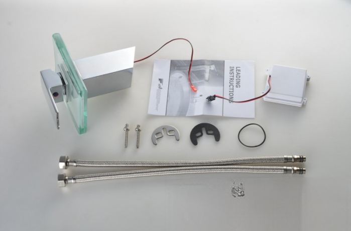 Contenuto della confezione del rubinetto bagno a cascata EYN cq0812