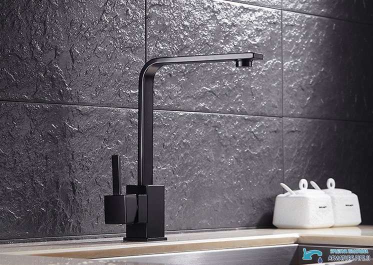 Miscelatore EYN0113 per cucina o bagno in nero opaco