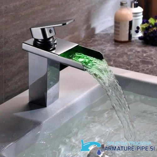 Miscelatore lavabo a cascata EYN206 cromato con getto illuminato di verde