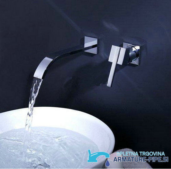 Miscelatore lavabo a parete EYN4301 nero lucido con dettagli cromati