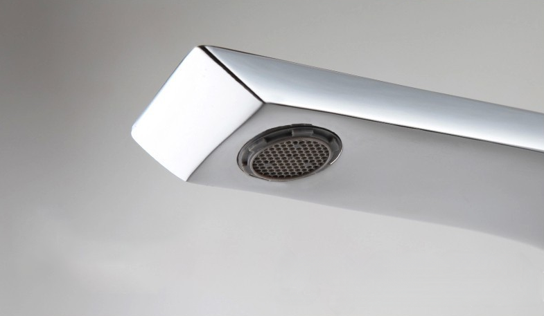 Dettaglio dell'aeratore rotondo del rubinetto da cucina e bagno KA933141