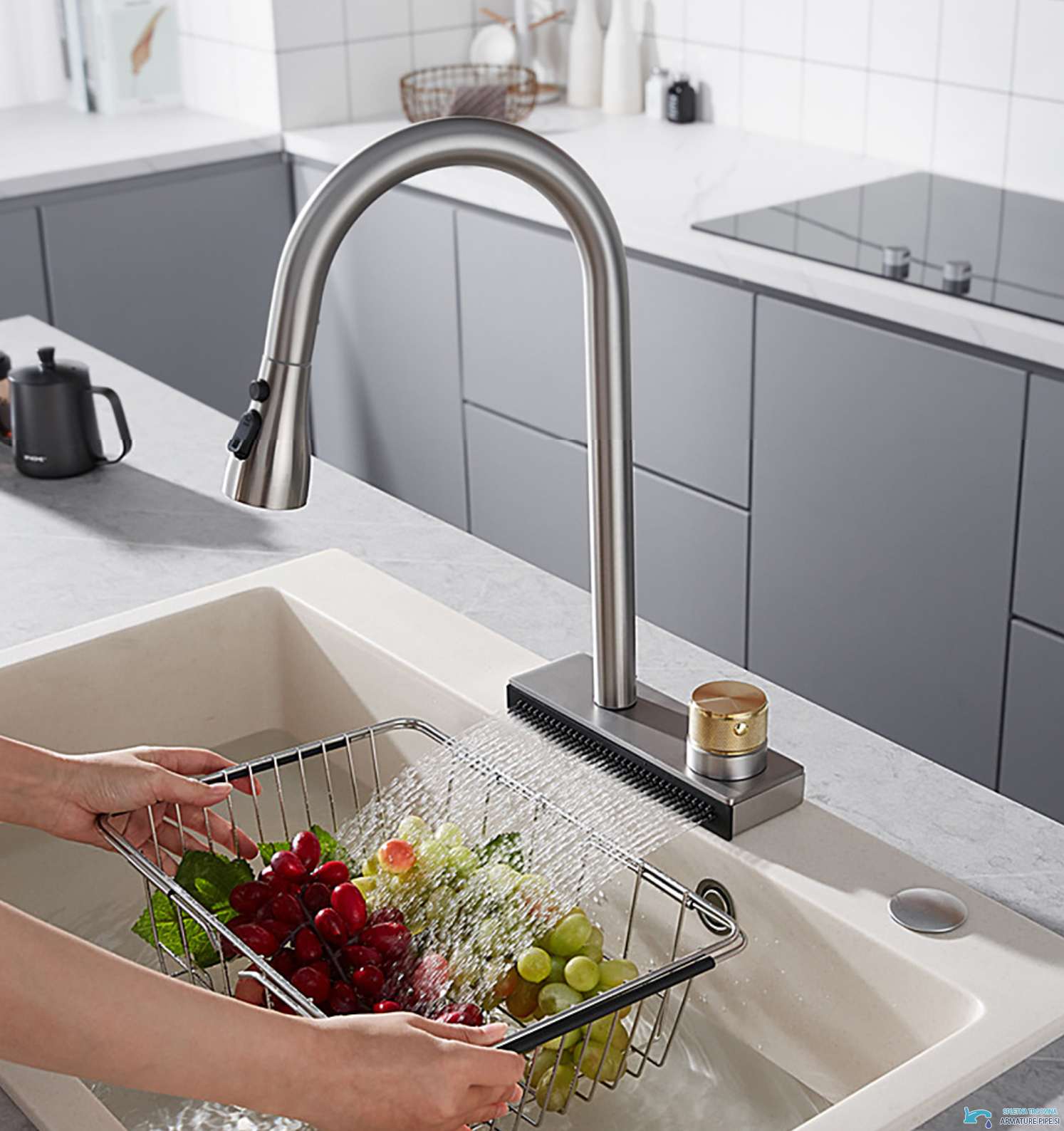 Kuhinjska Armatura Z Vodnim Slapom Pipa Eyn Kw1599 2