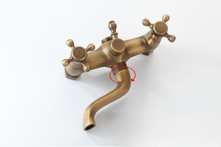 Sistema doccia antico NSB76437 — rubinetteria con bocca orientabile