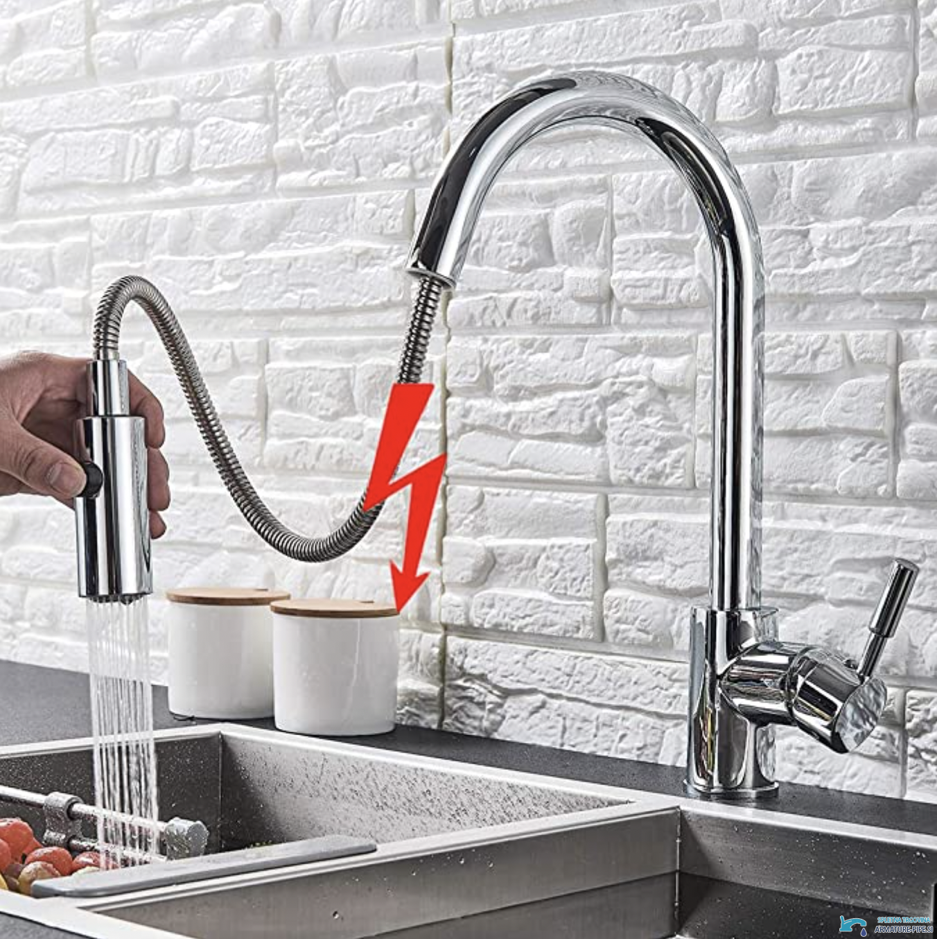 Miscelatore a bassa pressione EYN NT1546 estraibile, a tre tubi, cromato