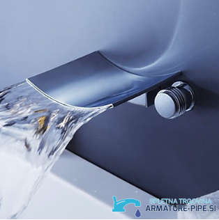 Rubinetto lavabo EYN a parete con bocca a cascata SU4442 in cromo lucido