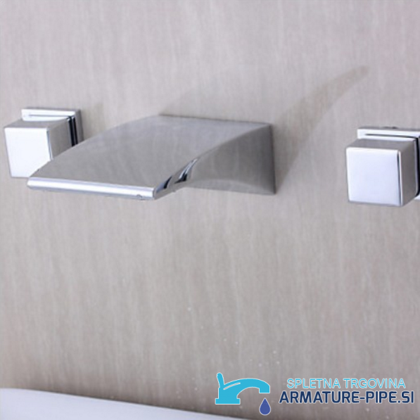 Rubinetto a parete per lavabo SU9338 in cromo lucido