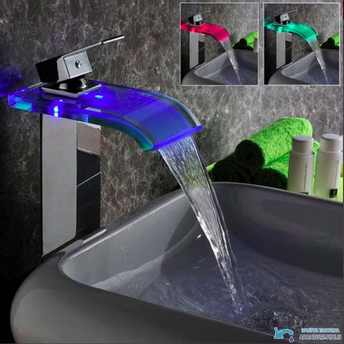 Rubinetto bagno EYN x013 woo-986 in cromo lucido con bocca a cascata illuminata in blu