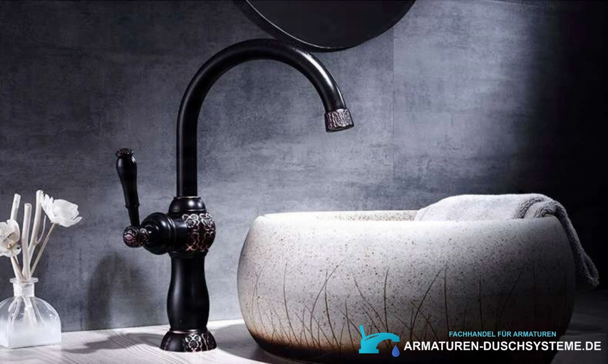 Schwarze Armatur für freistehendes Waschbecken BK3242 in mattem Schwarz
