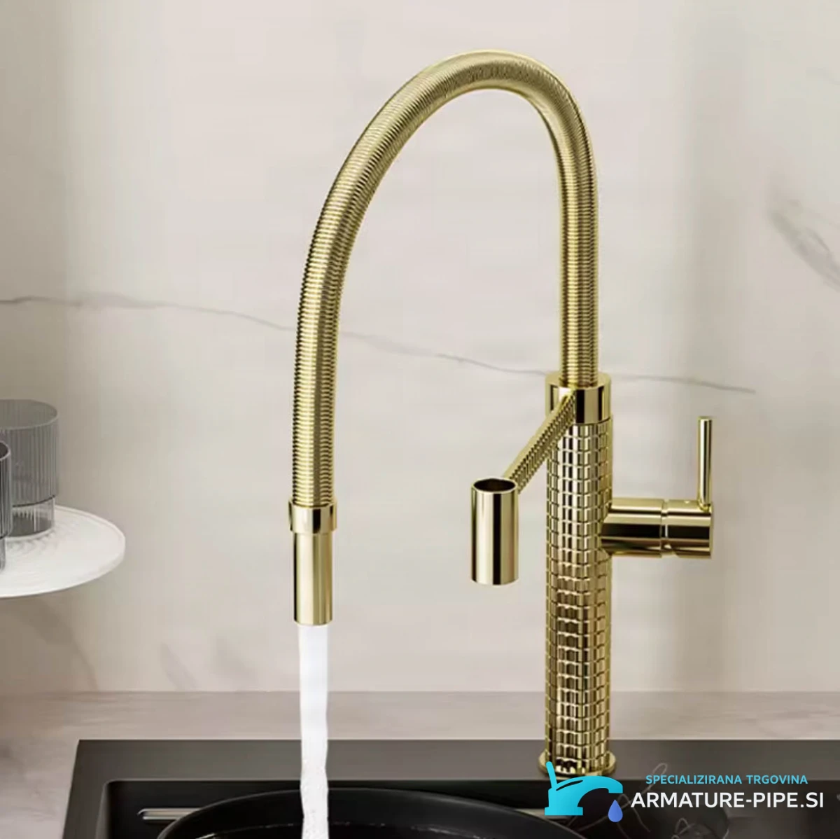 Elegantní kuchyňská baterie KS1220 v lesklé zlaté