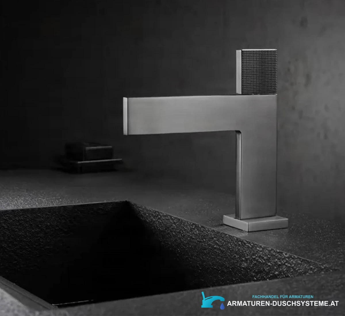 Luxus-Badarmatur ELITE EDITION BS1420 in gebürstetem Dunkelsilber