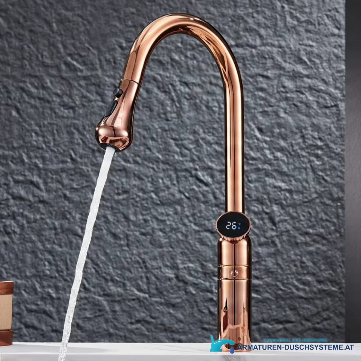 Luxus-Küchenarmatur ELITE EDITION KF1694 in Roségold – Frontansicht mit Anzeige