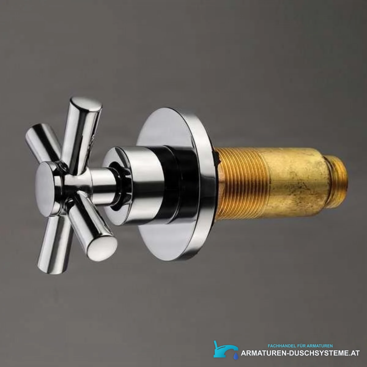 Detail des Kreuzgriffs der LED-Waschtischarmatur EYN SU0167 mit Messinggewinde