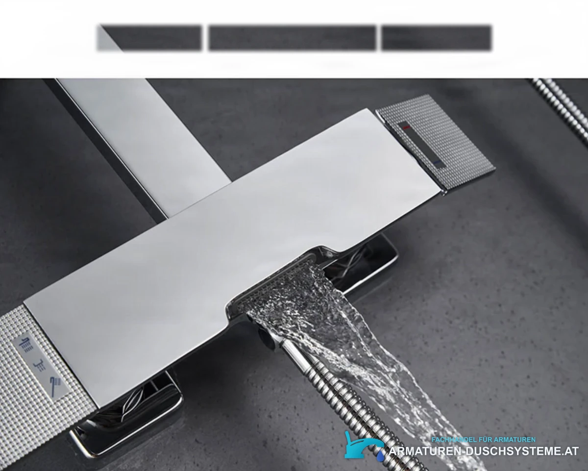 Detail des verdeckten Schwallauslaufs am Duschsystem ELITE EDITION BSE1419