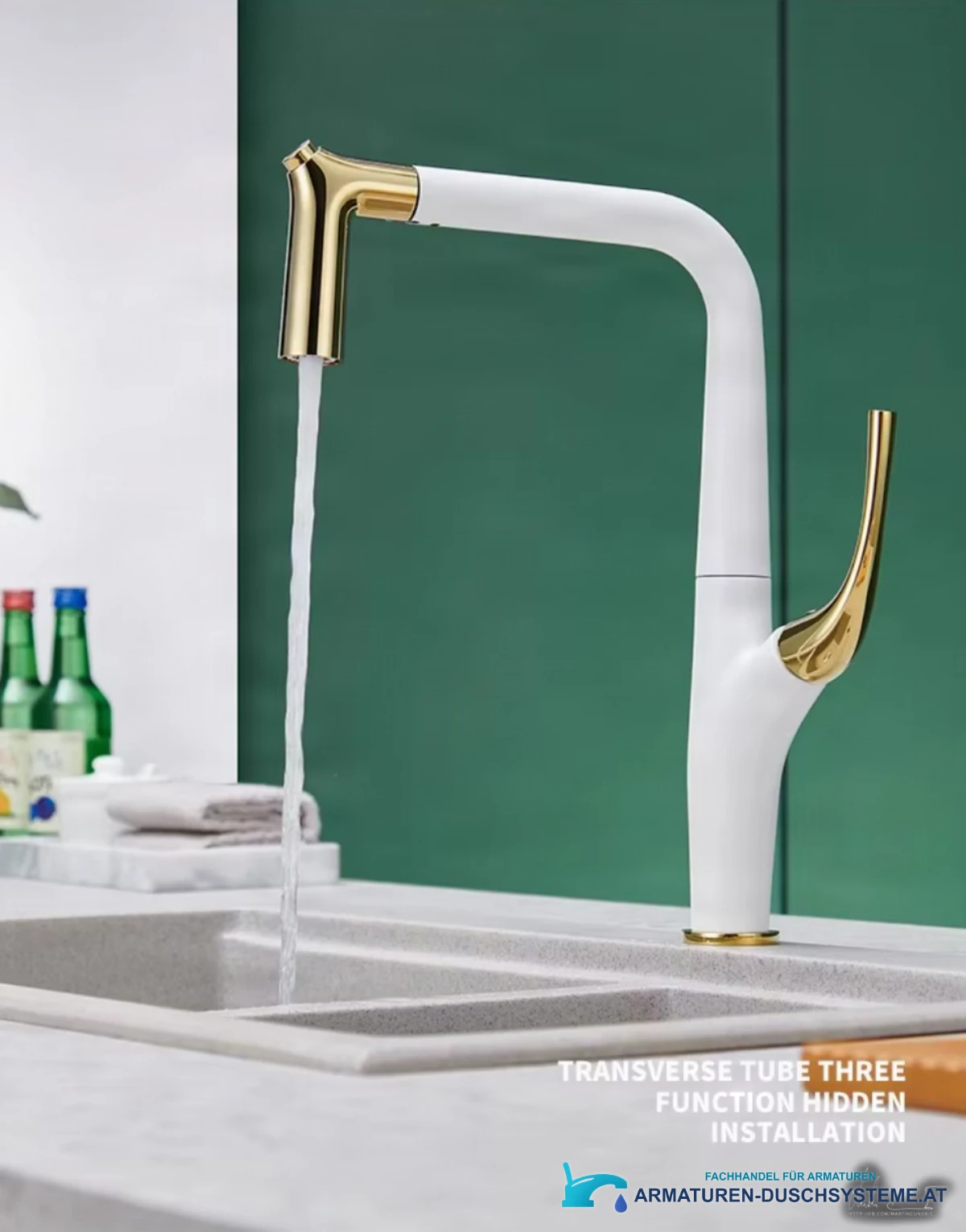Moderne Küchenarmatur der neuen Generation ELITE EDITION KF1013 in Weiß mit goldfarbenen Akzenten