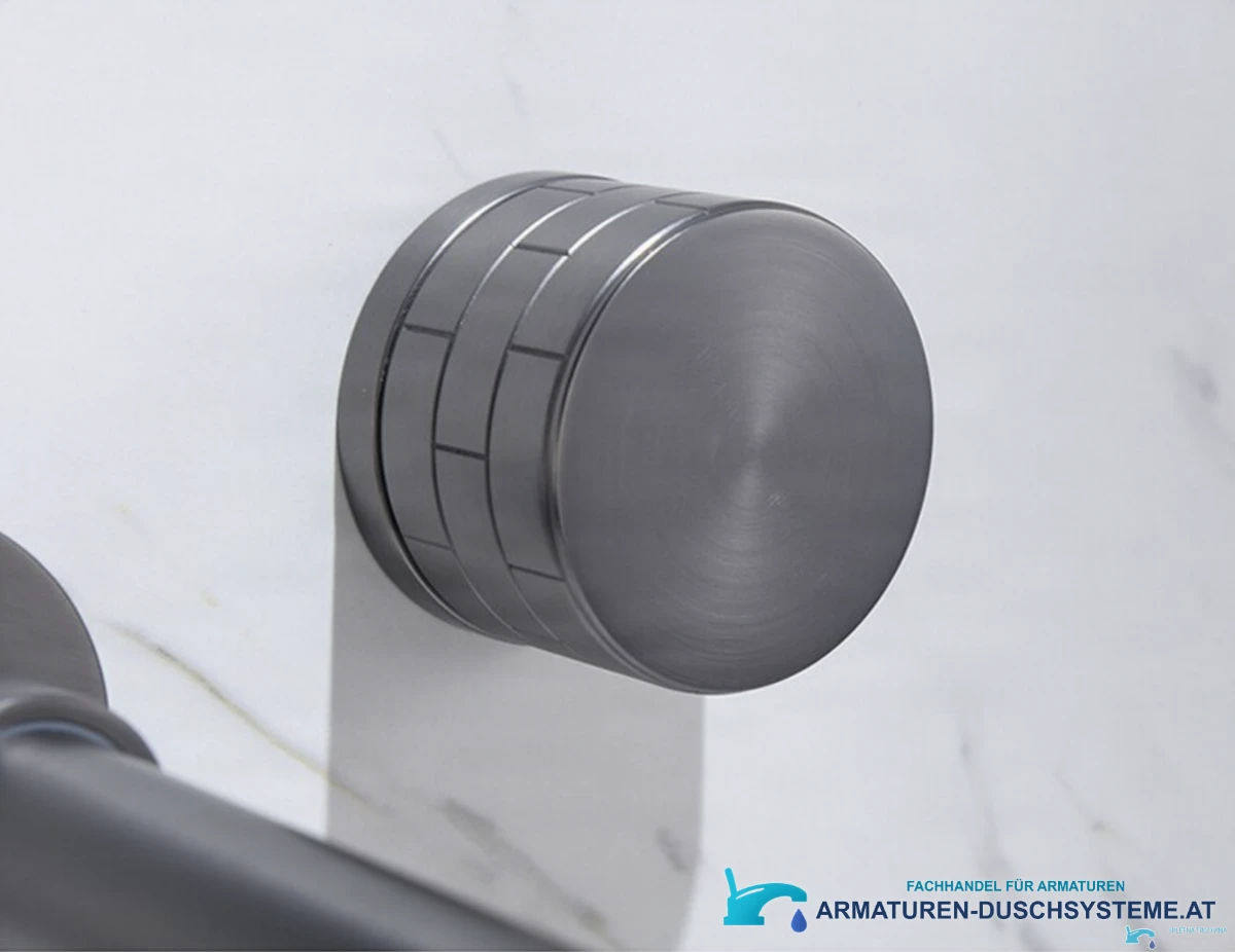 Detail des zylindrischen Bediengriffs der Unterputzarmatur ELITE EDITION BSW1447