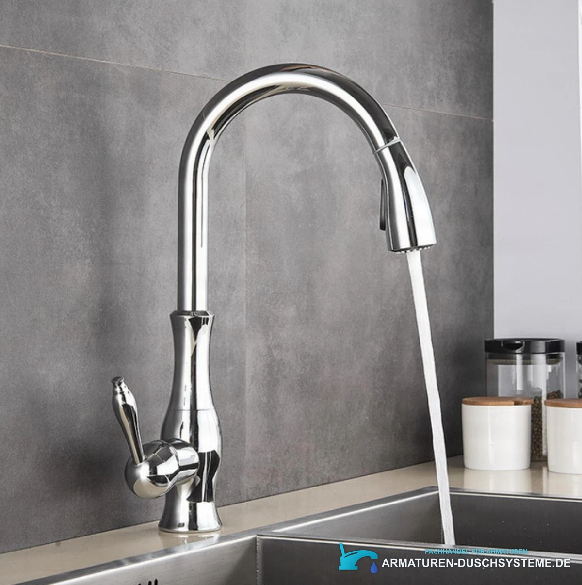 Elegante ausziehbare Küchenarmatur KZI5517 in glänzendem Chrom