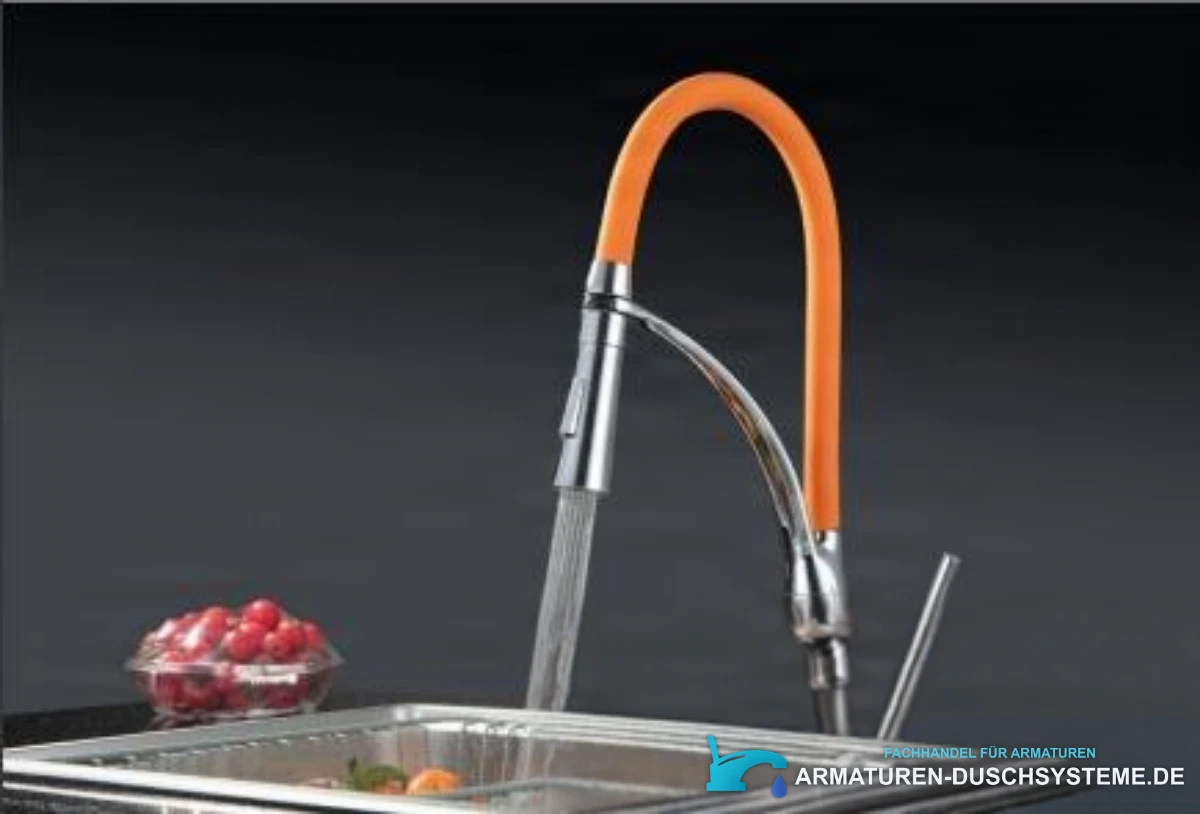 Küchenarmatur EYN KC46919 in Chrom mit orangefarbenem Auslauf