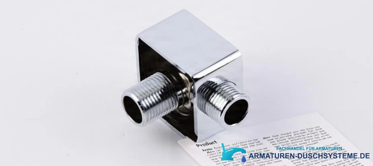 Detail des rechtwinkligen Wandanschlusses am Duschsystem EYN PT77075