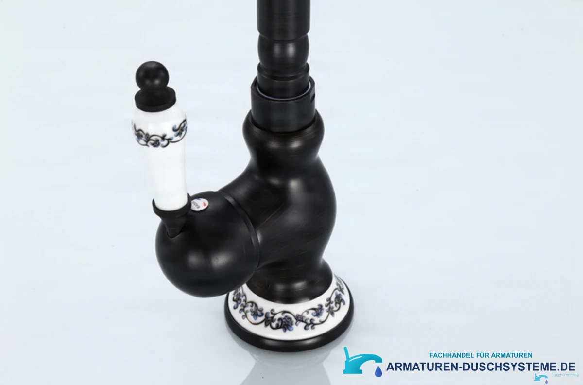 Schwarze antike Armatur BV46982 mit seitlichem Keramikhebel und verziertem Sockel