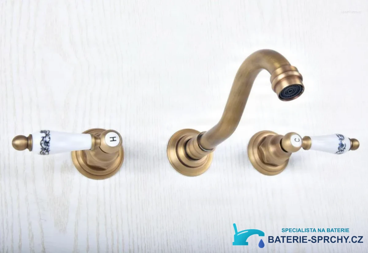 Rustikální nástěnná baterie AQ1405 zepředu se dvěma pákami