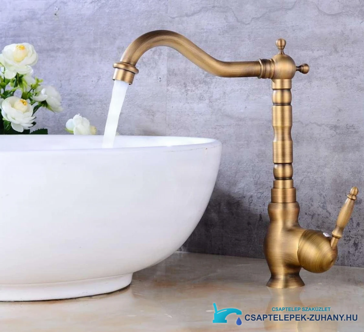 VA1646 antik fürdőszobai vagy konyhai csaptelep antik sárgaréz kivitelben