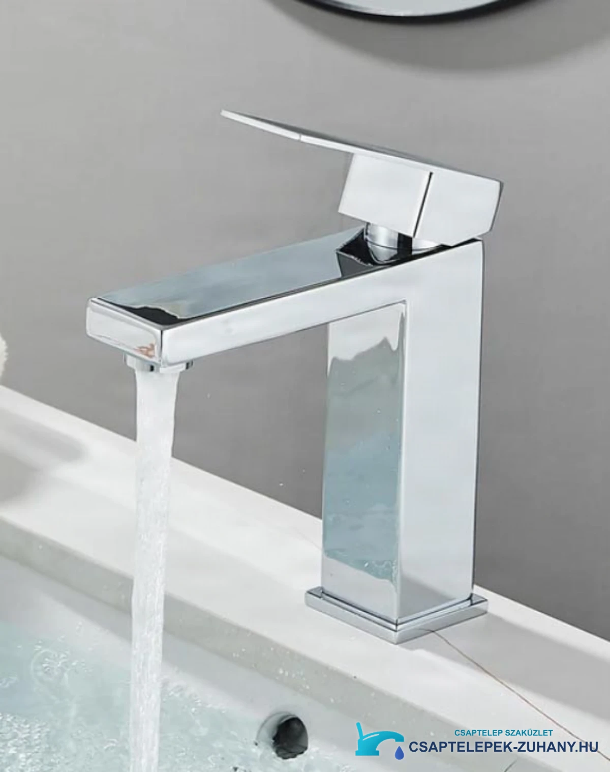 Elegáns BS1103 fürdőszobai csaptelep fényes króm kivitelben