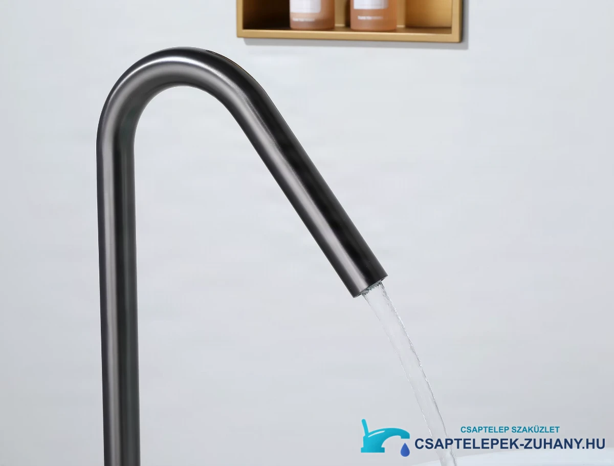 2 Way Freestanding Bathtub Faucet Floor Mount Bathtub Faucet Gun Gray Max Flow Rate Concealed Bathtub Faucet