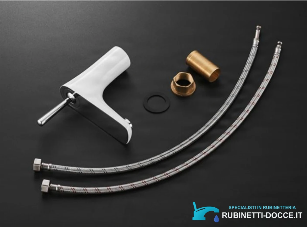 Elegante rubinetto BKK1306 bianco lucido con dettagli cromati