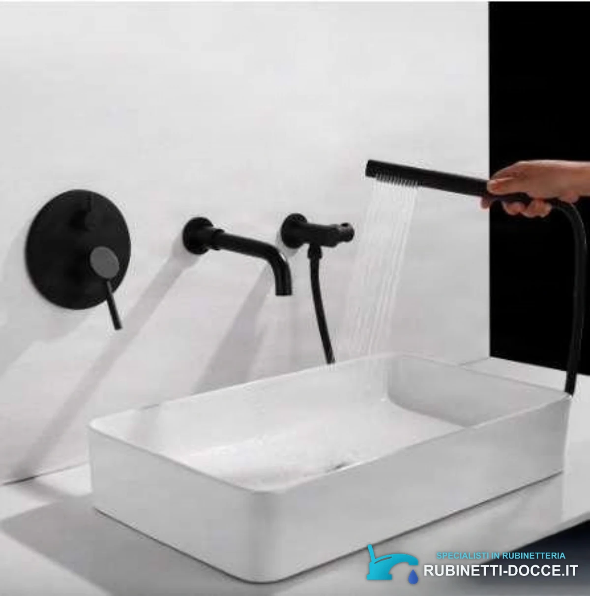 Sistema doccia da incasso EYN CP1551black per vasca, in più finiture tra cui nero opaco e oro
