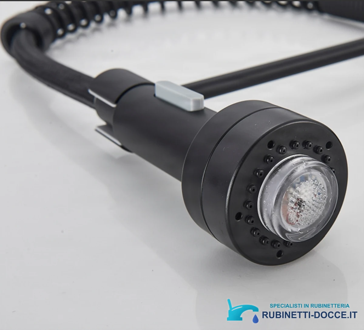 Crna Kuhinjska Armatura Kb1507 Izvlecna Pipa Za Kuhinjo V Crni Barvi 5