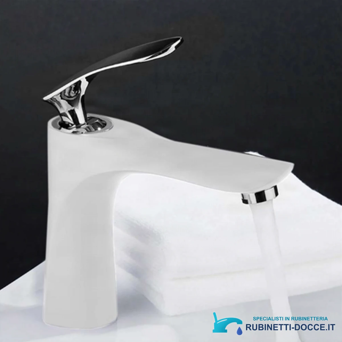 Miscelatore per lavabo freestanding EYN BZ2224 in più finiture, tra cui bianco e oro o bianco e cromo