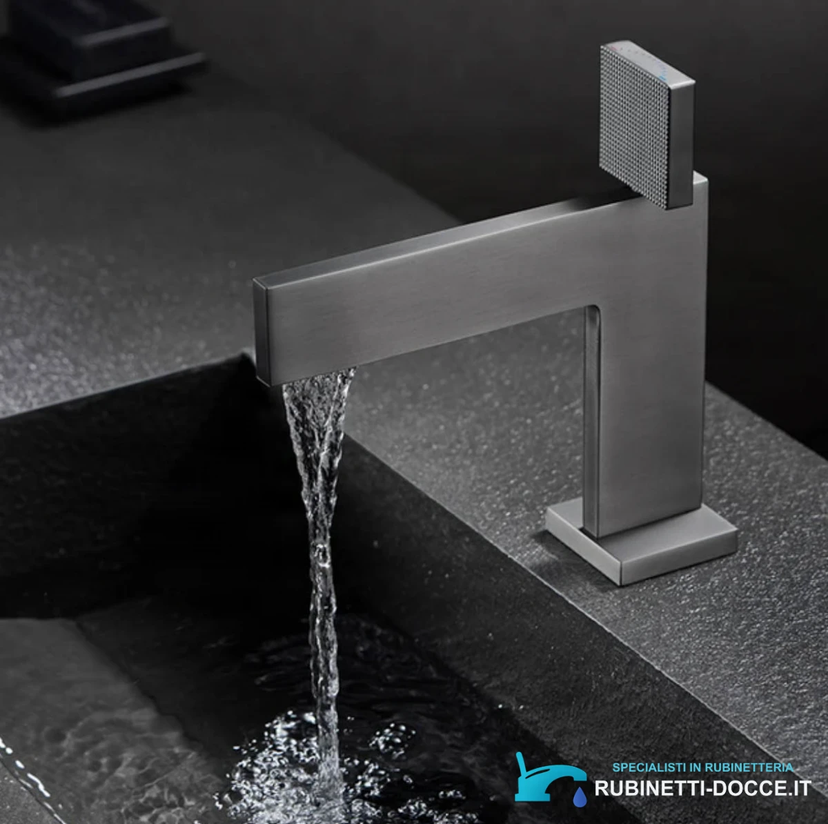 Rubinetto da bagno ELITE EDITION BS1420 in ottone con getto a cascata, disponibile in più finiture