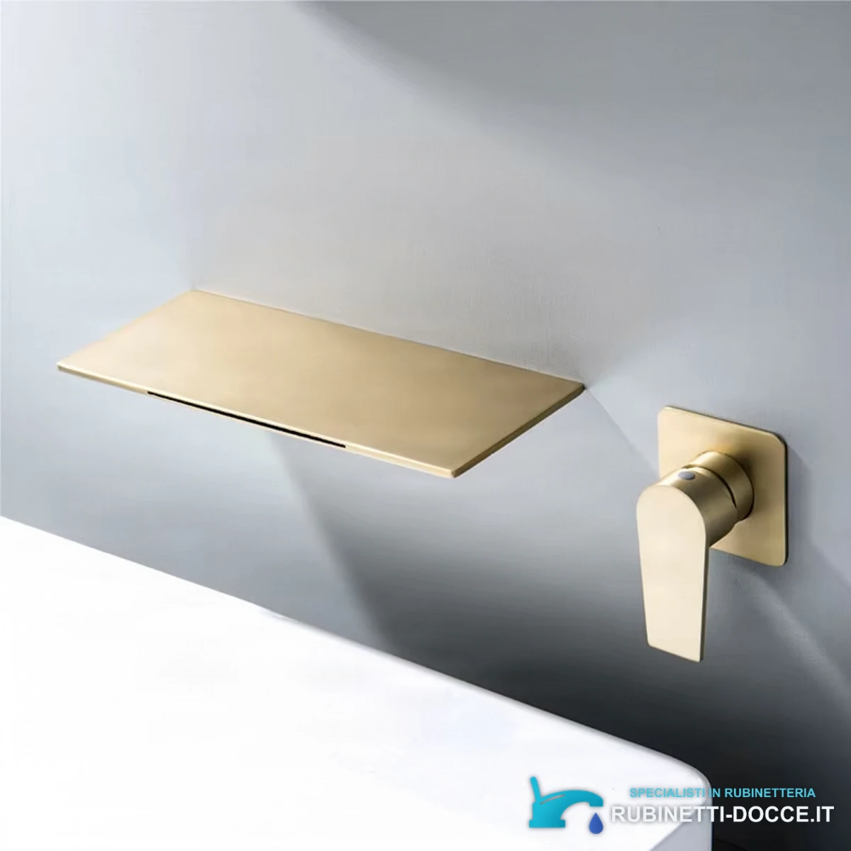 Miscelatore a cascata a parete BSW1722 con leva separata