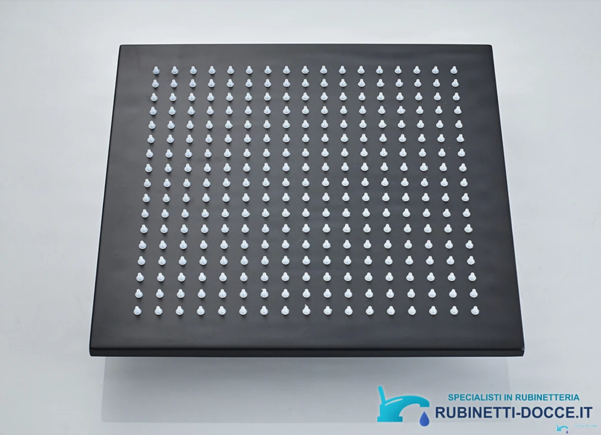 Sistema doccia da incasso EYN PT1036 con LED e getto a cascata, nelle finiture nero e nero opaco