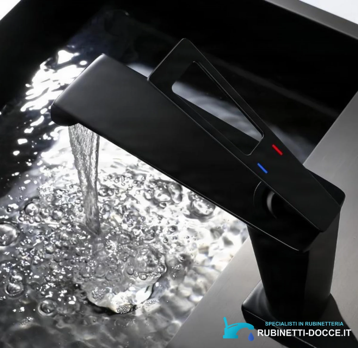 Rubinetto per lavabo ELITE EDITION BBS1257 in ottone con bocca a cascata, disponibile in più finiture