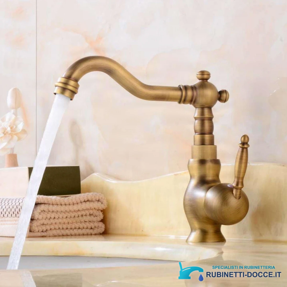 Rubinetto per lavabo EYN VA1646 con bocca girevole, due altezze e più finiture